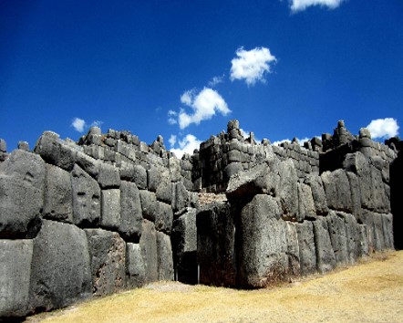 SACSAYHUAMÁ